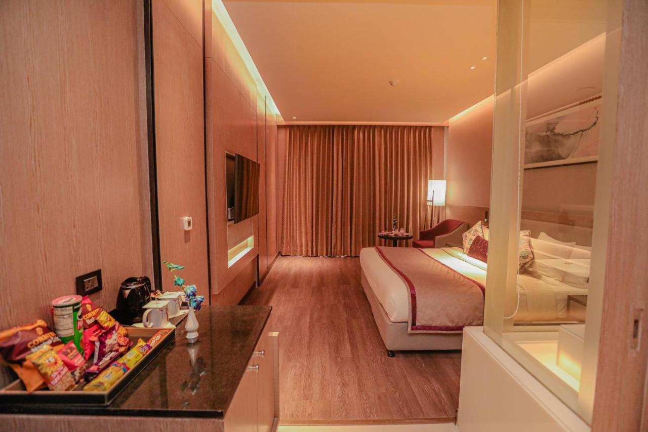 Regenta Place Verka อัมริตสา ภายนอก รูปภาพ